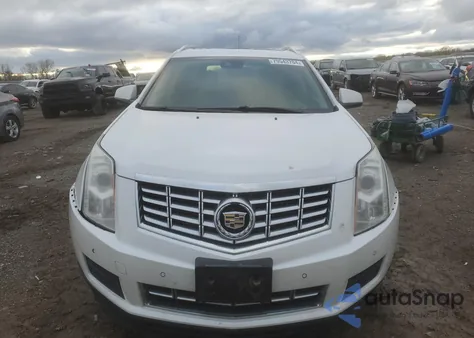 2016 Cadillac Srx Luxury Collection z USA, uszkodzony, nr VIN 3GYFNBE30GS521582